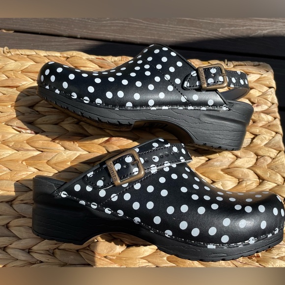 NWOT Sanita Polka Dot Clogs / Cute Black & White Clogs Size 7-7.5 Euro 38 - Picture 8 of 16